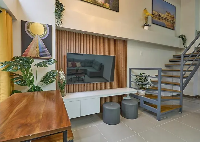 Modern Loft-style - Perfect For Families Or Couples